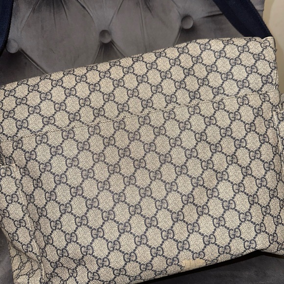 Gucci Diaper Bag GG Coated Canvas - Picture 5 of 10